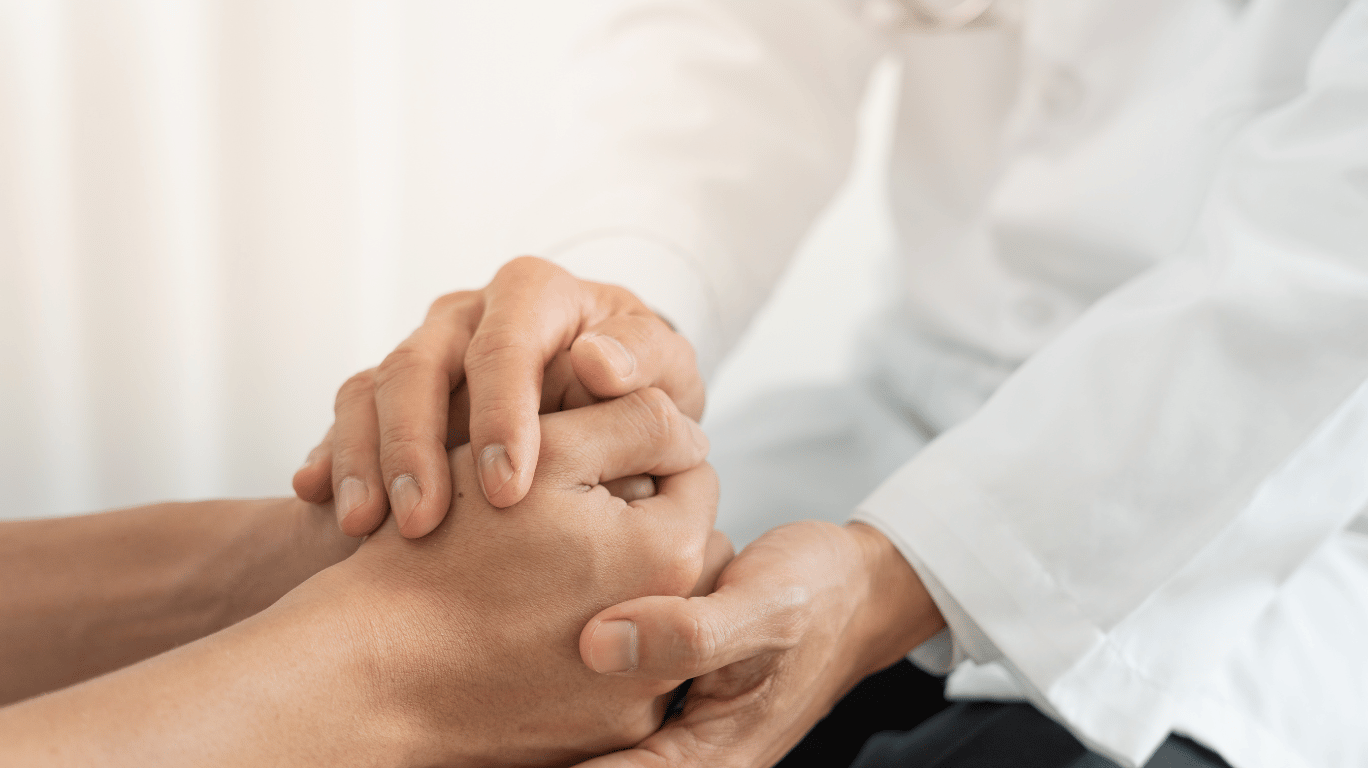 நல்லெண்ணெய் மன அழுத்தத்தை குறைத்து மனநிலையை மேம்படுத்தும். இது நல்ல தூக்கத்தை வழங்கி சோர்விலிருந்து விடுவிக்கும் மற்றும் இரத்த ஓட்டத்தை மேம்படுத்தும்.