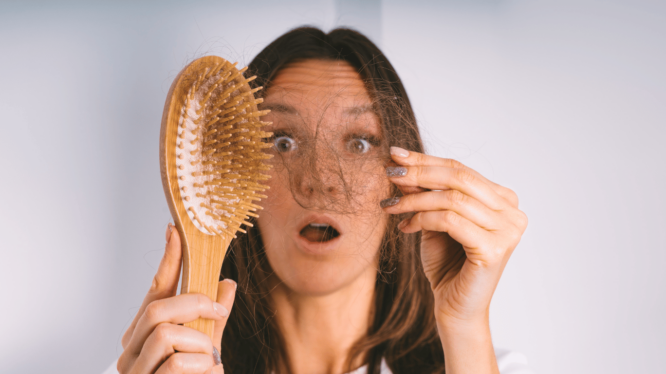 Hair Fall in Hindi: A complete method to stop hair fall